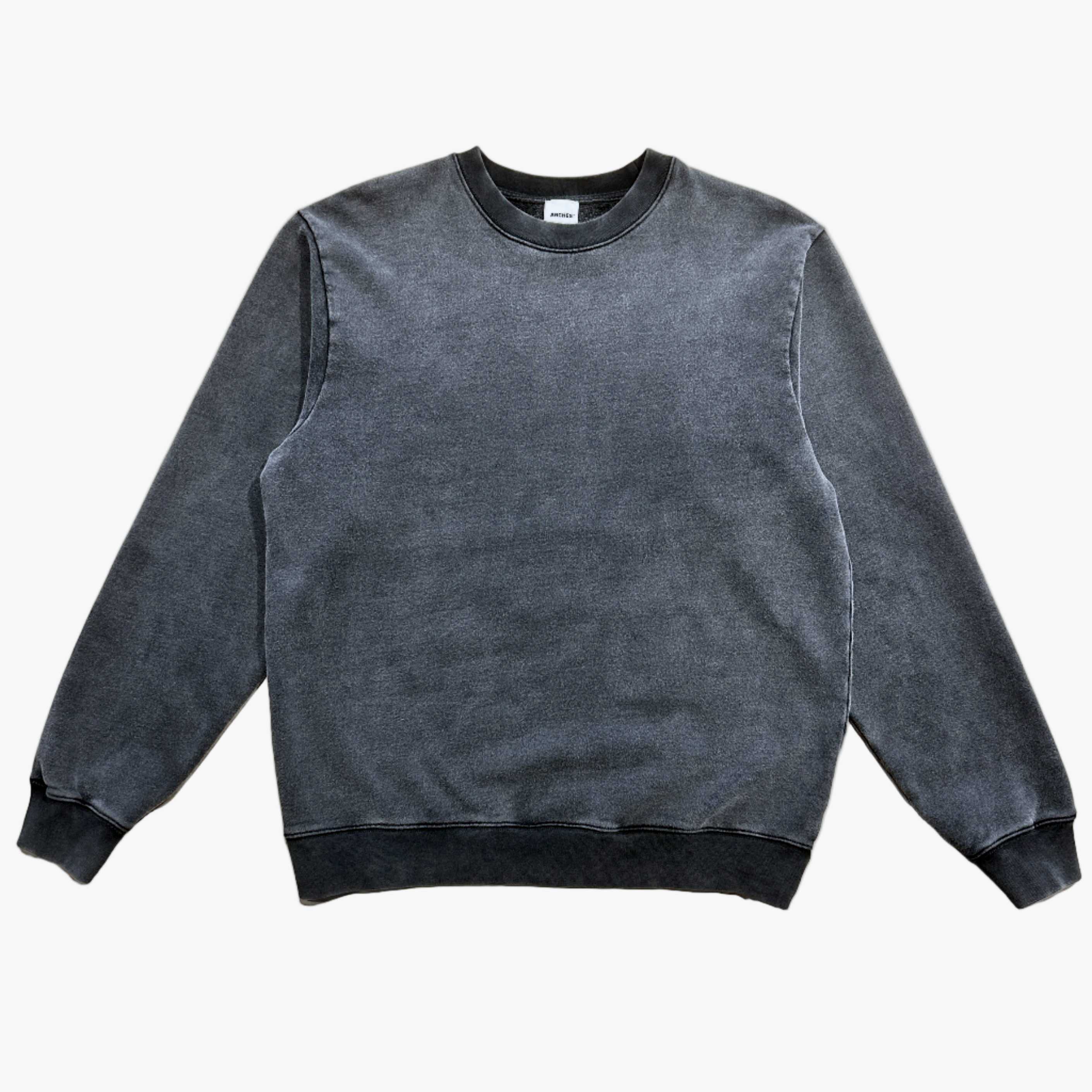 Fadeout Wash fleeceback crewneck 470gsm by Arches Global, luxury blank made in Portugal from 100% organic cotton.