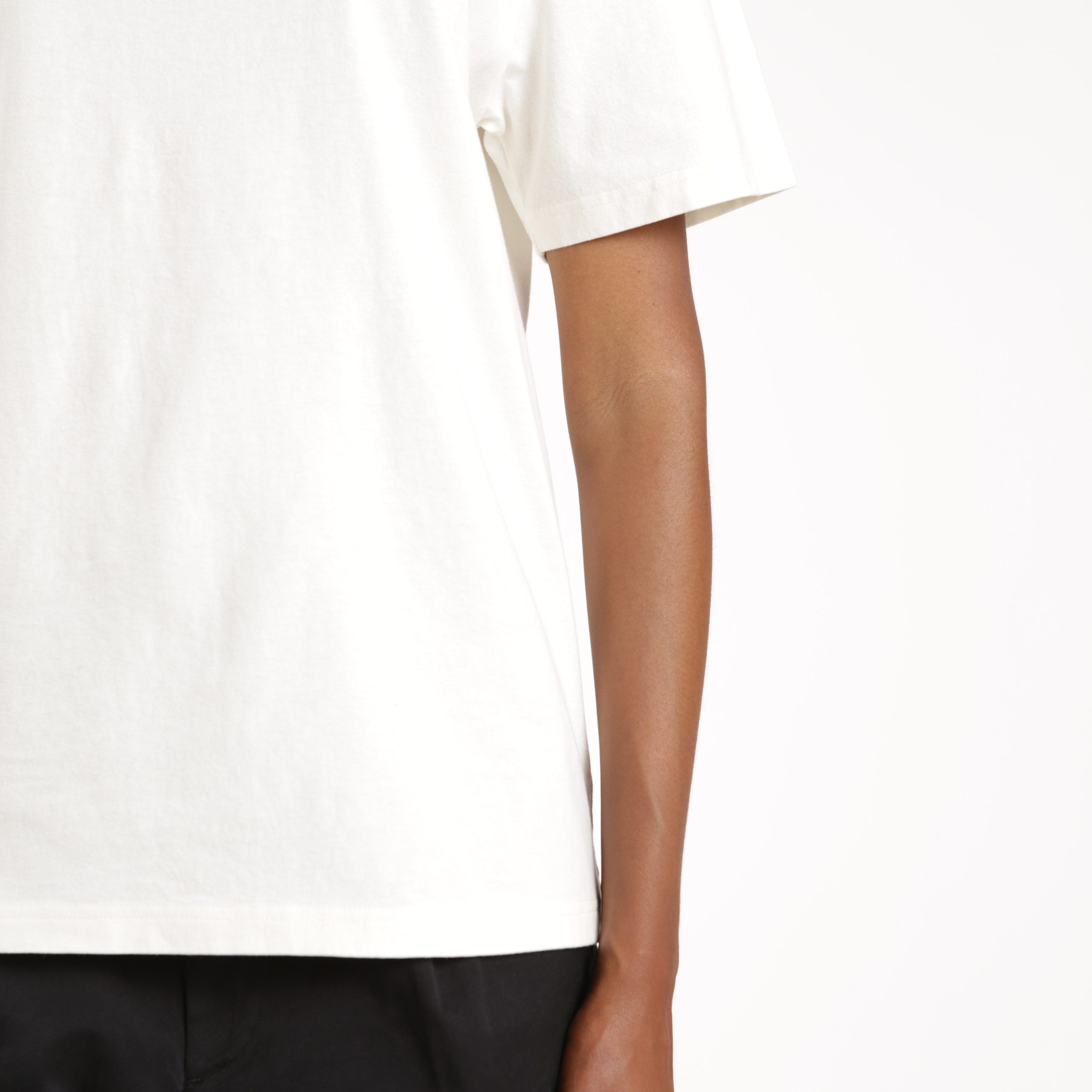 Regular Fit T-shirt heavyweight blank tee, Arches Global made in portugal archesglobal.co
